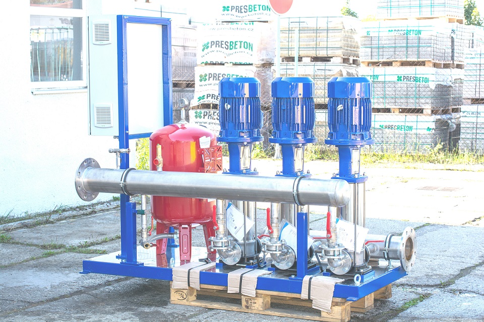 Booster set for drinking water